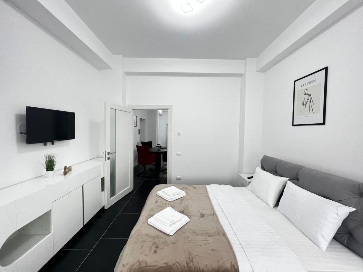 Luxury Cozy Apartments - City Center Suceava Eksteriør billede